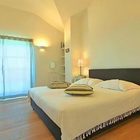 Holiday home Marija Butkovici (Istria)